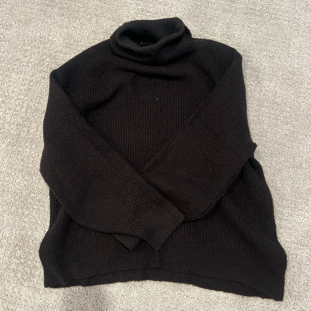 H&M Classic Black Knit Turtleneck